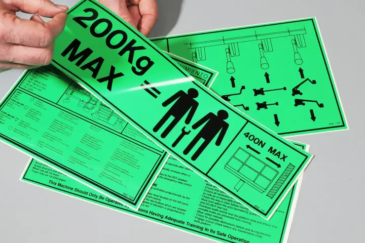 2000kg max labels